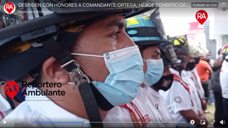 Mediante un emotivo homenaje póstumo despidieron al héroe bombero de Playa del Carmen, el comandante Jesús Manuel Ortega Hernández, quien recibió el cariño y respeto por parte de familiares, compañeros, junto con autoridades del ayuntamiento de Solidaridad y Tulum, quienes reconocieron su gran labor y vocación en favor de la sociedad.