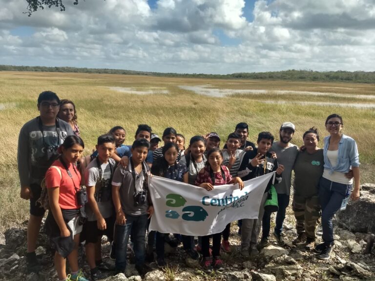 Organizaciones rurales de la Península Maya podrán avanzar en la ejecución de sus proyectos de desarrollo gracias al fondeo colectivo que se concretó durante la iniciativa #TierrasMayas y las aportaciones de donantes realizadas a través de la plataforma HIPGive.org, durante el mes de mayo, informó Junueth Mejía Martell, Gerente Sr. de Programas de HIPGive, la cual pertenece a Hispanics in Philanthropy, organización de la sociedad civil sin fines de lucro.