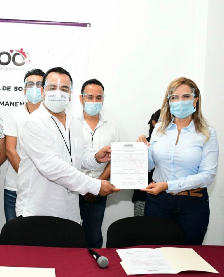 RECIBE CONSTANCIA DE MAYORÍA LILI CAMPOS POR PARTE DEL IEQROO EN SOLIDARIDAD