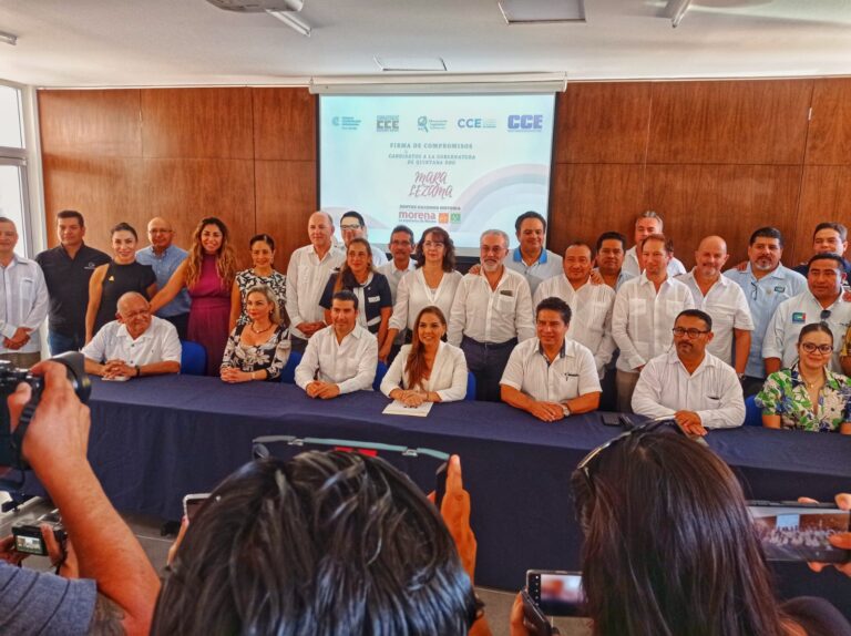 FIRMAN CANDIDATOS SUS COMPROMISOS CON EMPRESARIOS; PIDEN COMBATIR INSEGURIDAD, CORRUPCIÓN Y EFICIENTAR TRÁMITES