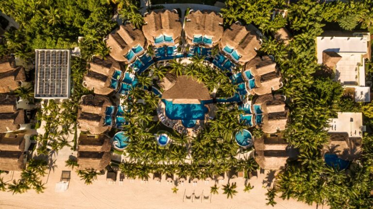 ESPERA RIVIERA MAYA VERANO CON ALTA OCUPACIÓN, A PESAR DE SARGAZO