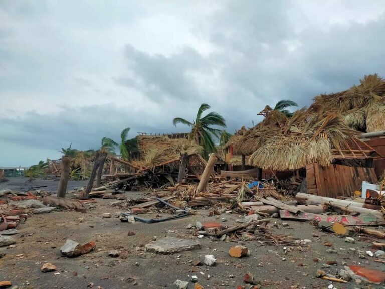 Imágenes de Zipolite, Oaxaca, cortesía de Miroslava del Rosal