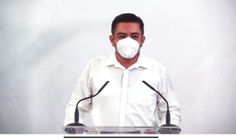 Carlos Contreras Mejorada – Secretario de Justicia Social y Participación Ciudadana, durante Reporte Semanal de presidenta municipal de Solidaridad Lili Campos Miranda
