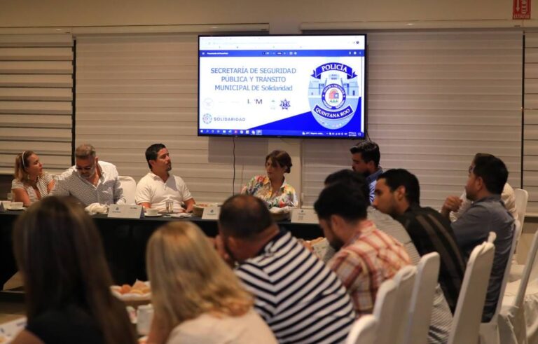 DIALOGAN GOBIERNO Y EMPRESARIOS SOBRE SEGURIDAD, TRÁMITES EFICIENTES Y MOVILIDAD