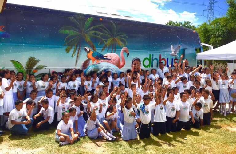 SELECCIONAN A DHBUS, PROYECTO DE PLAYA DEL CARMEN, PARA APOYO “AWS COMMUNITIES” EN EL SURESTE MEXICANO