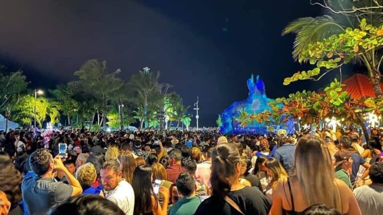 RECIBEN MÁS DE 20 MIL AL 2023 EN PLAYA DEL CARMEN