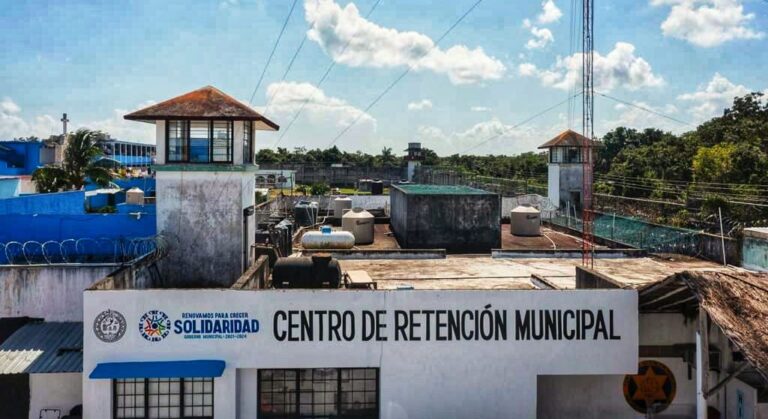 RECONOCEN HACINAMIENTO EN CÁRCELES ESTATALES