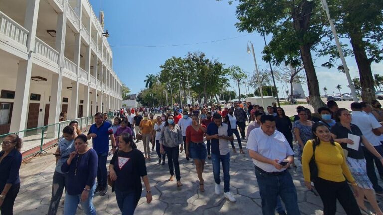 EVACUAN OFICINAS DE GOBIERNO EN CHETUMAL POR SISMO EN CENTROAMÉRICA
