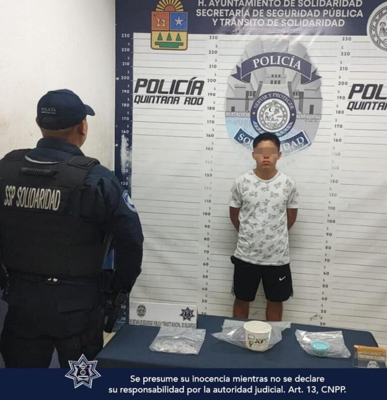 DETIENEN A JOVEN CON DROGAS EN LA COLOSIO