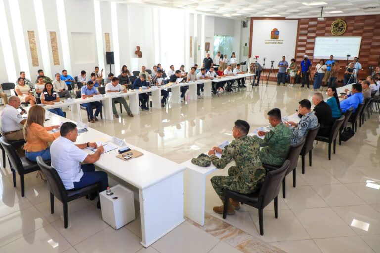 • La presidenta Lili Campos instaló el Comité Operativo Especializado en Fenómenos Hidrometeorológicos y tomó protesta al Coordinador Operativo