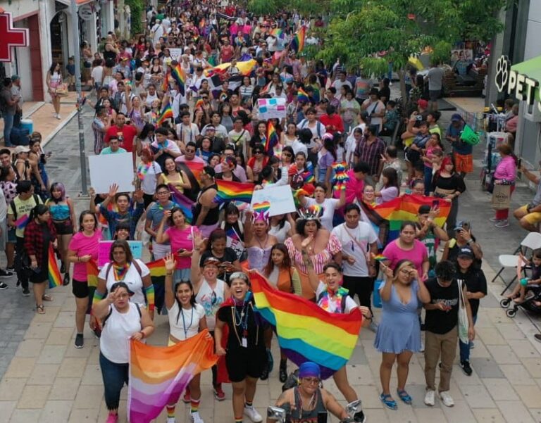 “SOLIDARIDAD NO ES UN CLÓSET”; DESTACAN EN MARCHA POR LA DIVERSIDAD Y ORGULLO LGBTTTIQ+