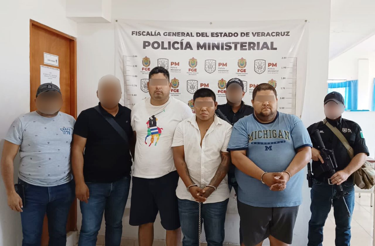 • La detención se llevó a cabo en coordinación con la Fiscalía General del Estado de Veracruz y serán trasladados a Solidaridad en las próximas horas