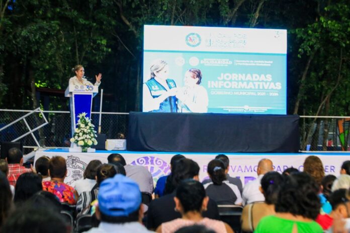 • La presidenta municipal de Solidaridad, Lili Campos Miranda, acerca a la gente los avances logrados en dos años de trabajo a favor de la gente para que vivan en una mejor ciudad y municipio