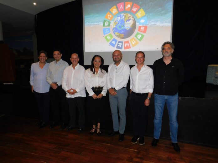 *EL BID aseguró que este fenómeno natural ha provocado la reducción de un 11.6 % del PIB en Quintana Roo, lo que equivale a más de 40 mil millones de pesos