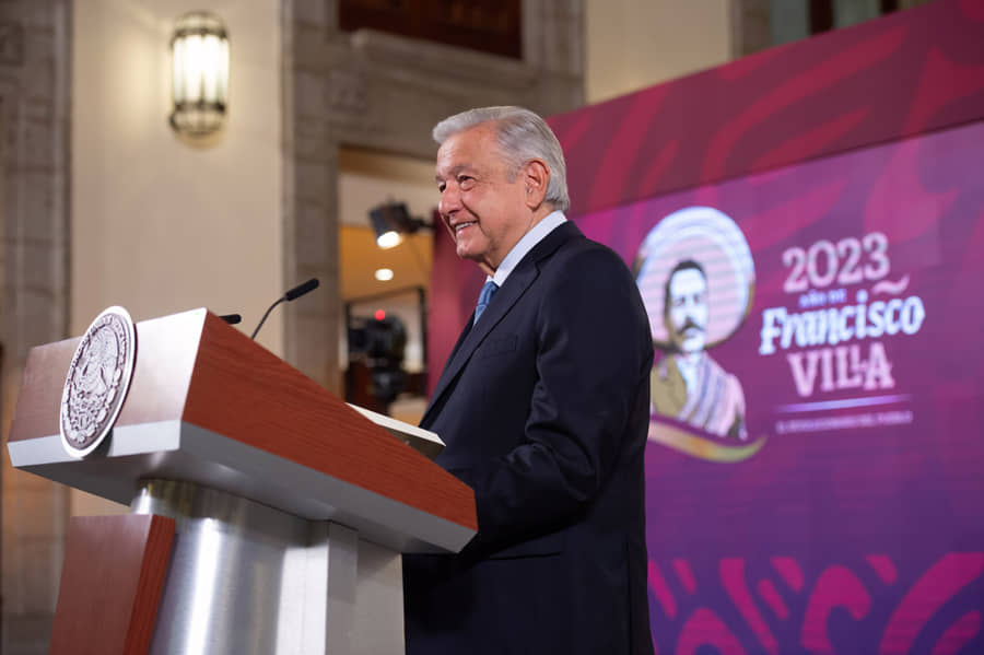 PESO MEXICANO PERMANECE FUERTE Y ESTABLE FRENTE AL DÓLAR: AMLO