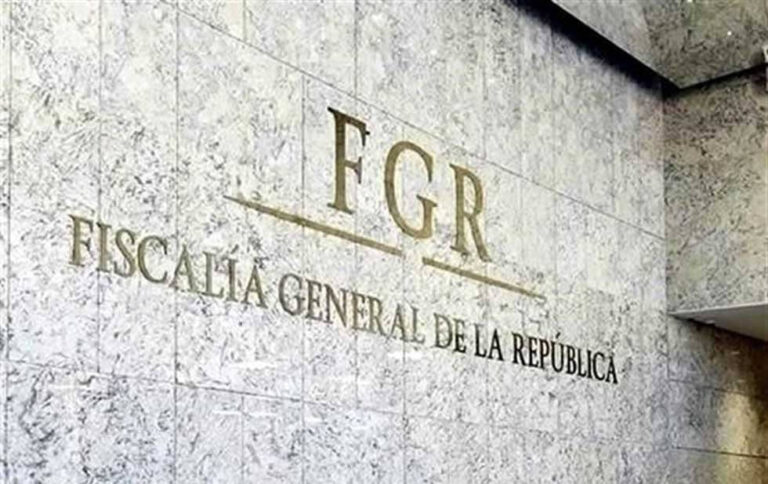 DESAPARECE COORDINACIÓN DE ASESORES DE FGR Y SURGE CONSEJERÍA GENERAL