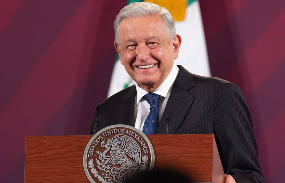 AMLO DA A CONOCER LISTA DE EMPRESARIOS QUE ADQUIRIERON LOS HOSPITALES