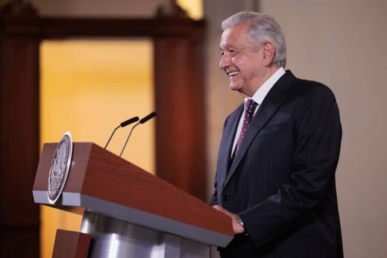 CRECE SUR-SURESTE DEL PAÍS GRACIAS A LAS OBRAS PÚBLICAS: AMLO