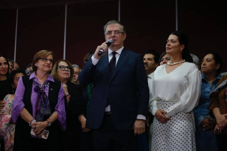 DECIDÍ QUEDARME EN LA 4T: EBRARD