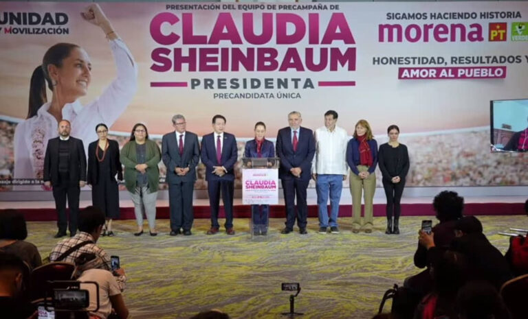 PRESENTA SHEINBAUM A SU EQUIPO DE PRECAMPAÑA