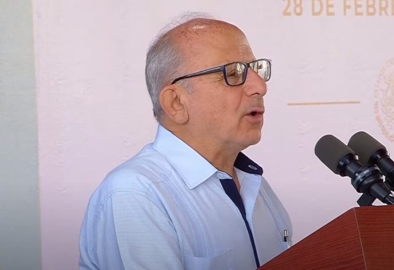 CELEBRA DIEGO PRIETO INAUGURACIÓN DEL MUSEO DE CHICHÉN ITZÁ