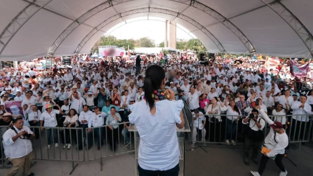 OFRECE SHEINBAUM POTENCIAR INDUSTRIA PETROQUÍMICA DE MÉXICO