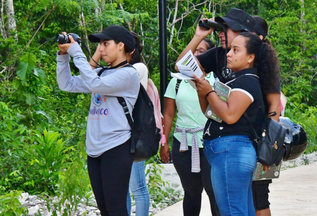 INVITAN A LA COMUNIDAD PARA OBSERVACIÓN DE AVES EN PUNTA SUR