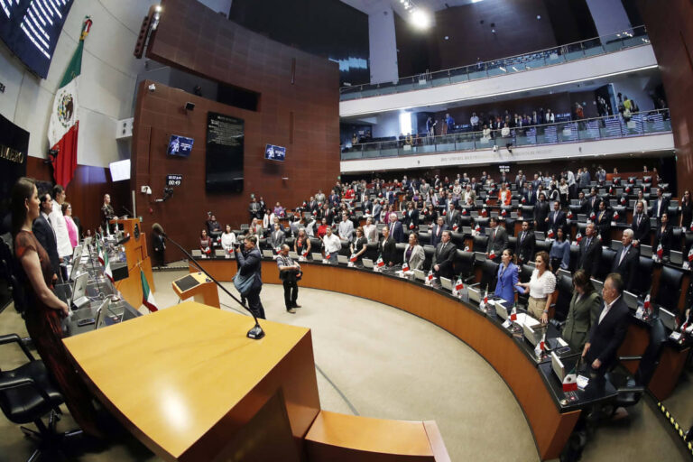 Avanza CURP biométrica anticorrupción