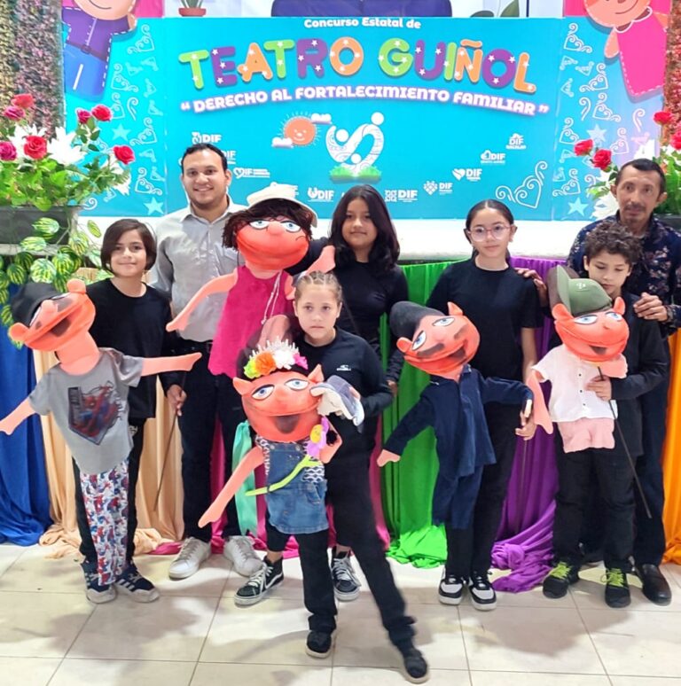 Infancia con valores: Niños de Playa del Carmen brillan en concurso estatal de teatro guiñol
