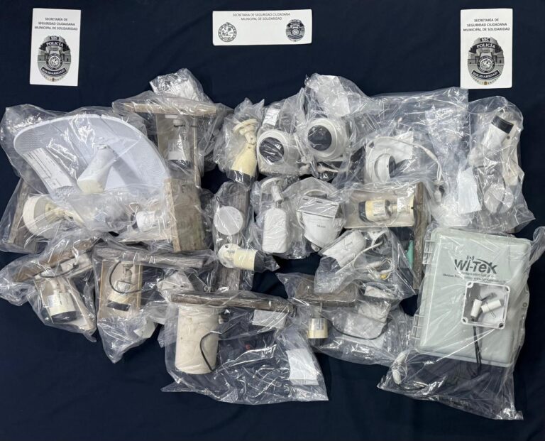 Retiran 19 cámaras de videovigilancia clandestinas en Playa del Carmen para evitar posibles delitos