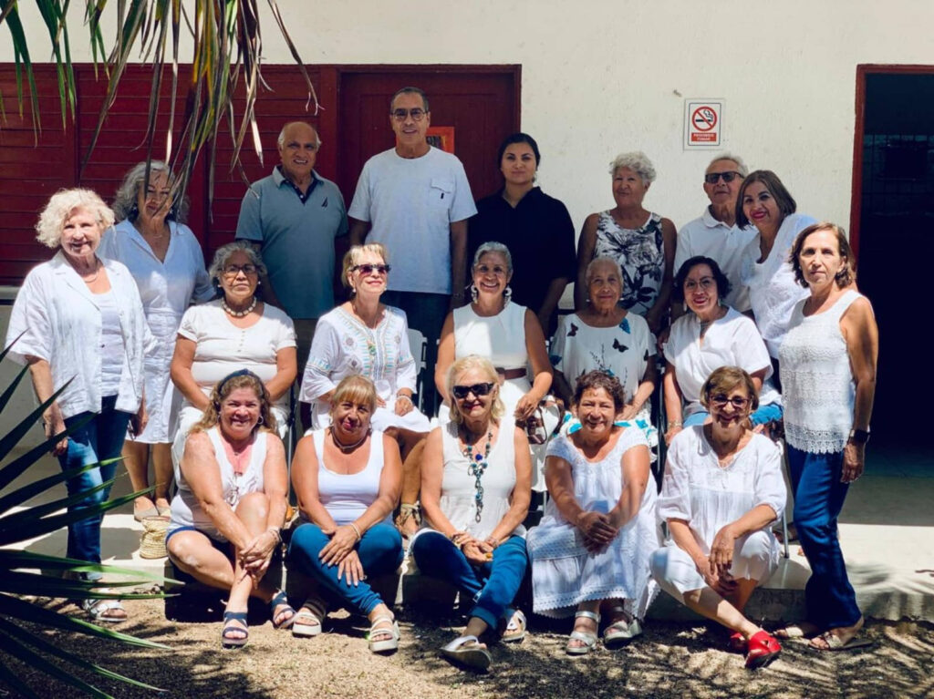 Invita la FPMC a la inauguración de la exposición colectiva “El Artista que Vive en Mí”, del grupo local “Hanal Pixán”