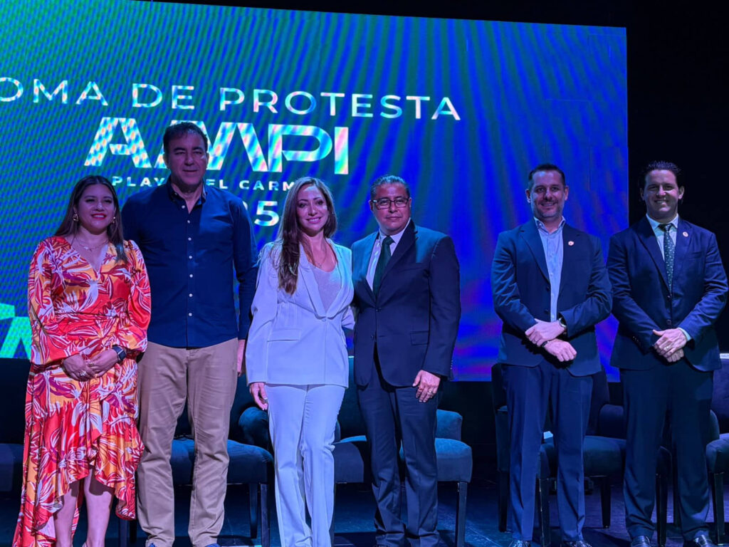 Nicole Álvarez asume presidencia de AMPI Playa del Carmen con enfoque en profesionalización e innovación