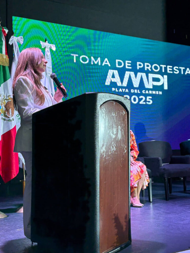 Nicole Álvarez asume presidencia de AMPI Playa del Carmen con enfoque en profesionalización e innovación