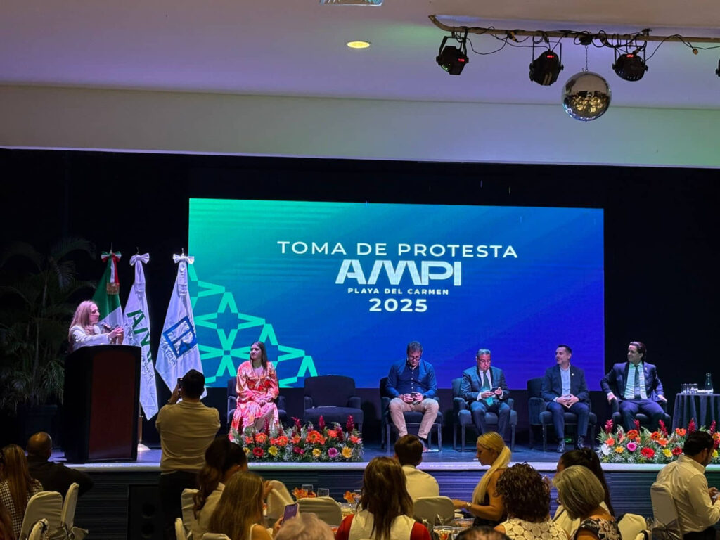 Nicole Álvarez asume presidencia de AMPI Playa del Carmen con enfoque en profesionalización e innovación