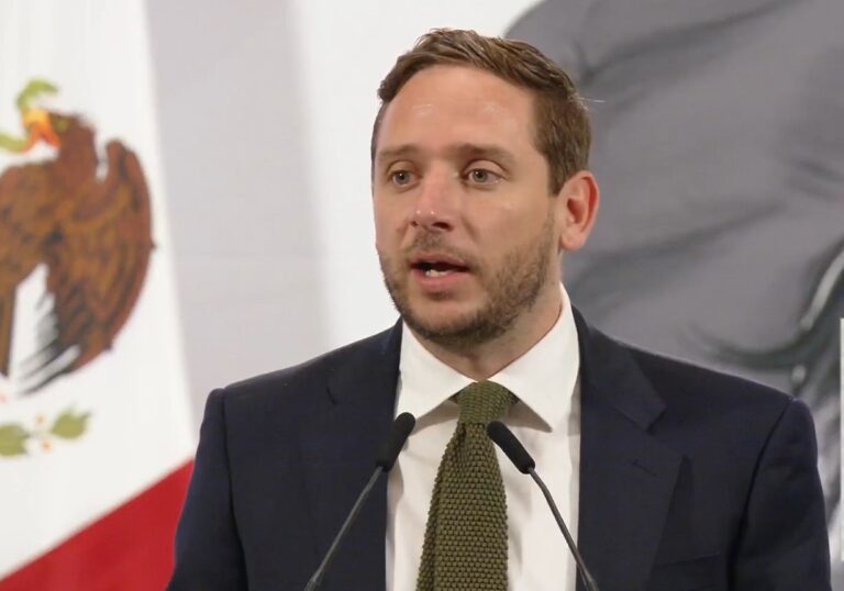 Gobierno de México impulsará producción nacional farmacéutica con decreto de compra pública