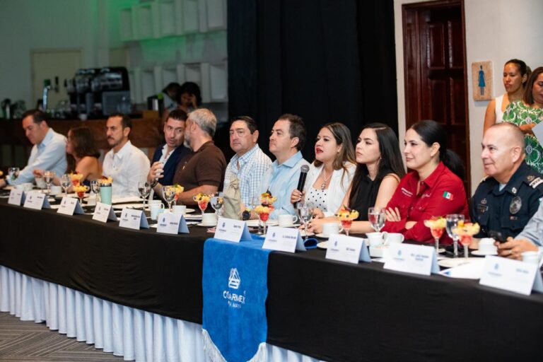 Gobierno de Estefanía Mercado y COPARMEX firman alianza histórica para reforzar seguridad y detonar el desarrollo económico de Playa del Carmen