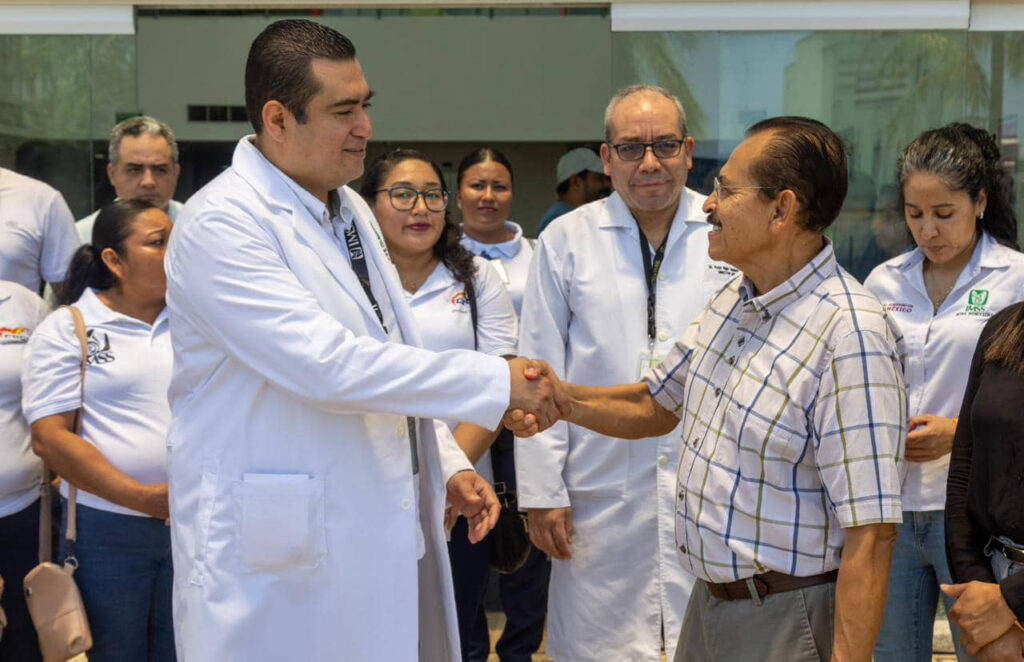 Realiza CROC e IMSS Quintana Roo recorrido en el Hospital General de Zona número 18 en Playa del Carmen