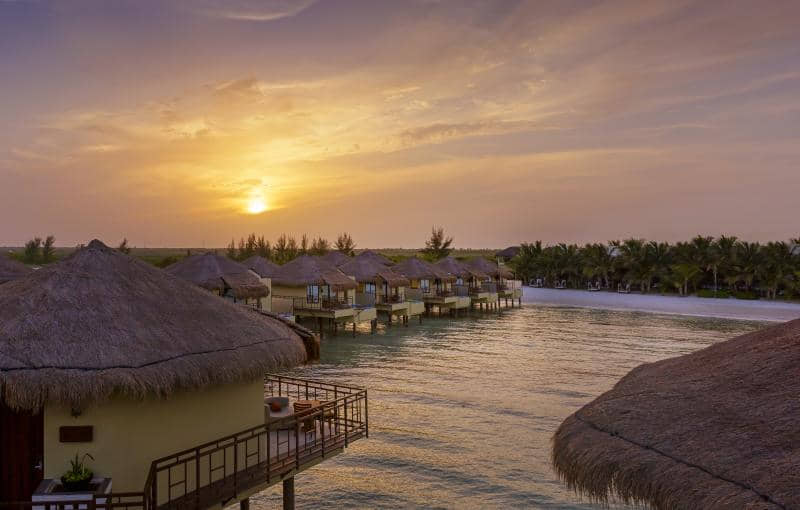 Forbes Travel Guide premia hospitalidad responsable en el caribe mexicano