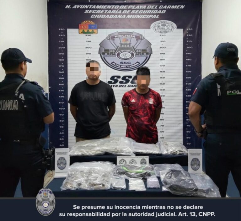Detienen a dos hombres con presunta droga en el fraccionamiento Pescadores II de Playa del Carmen