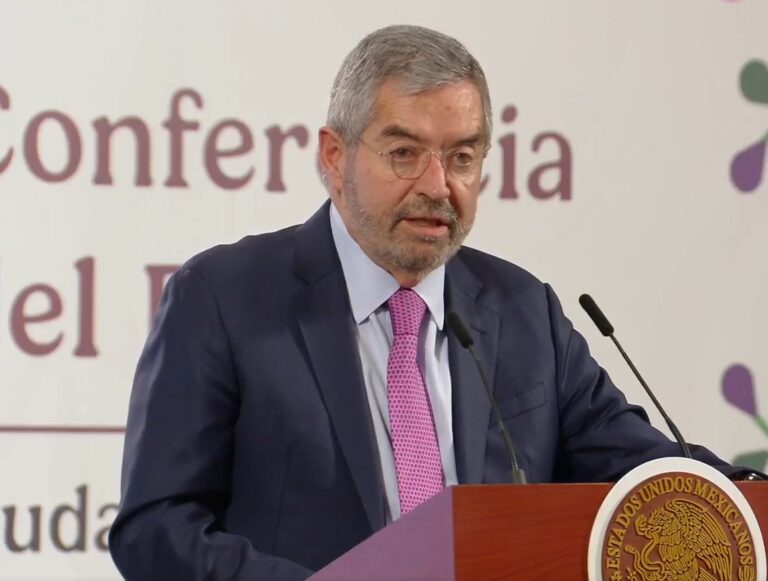 México agotará vías legales y diplomáticas para proteger a connacionales ante redadas