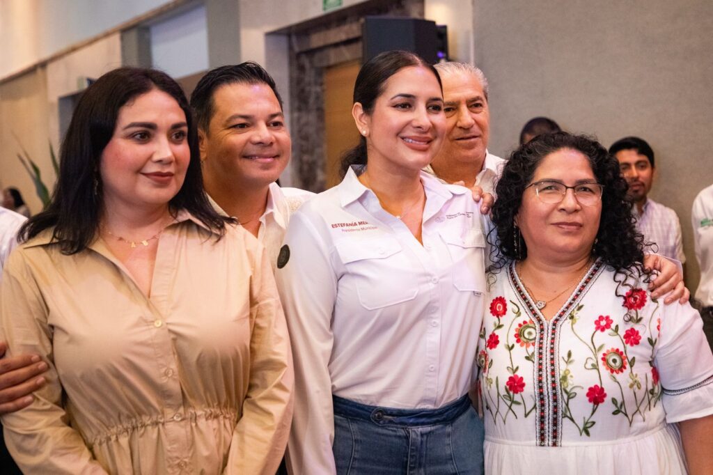 Reafirma Gobierno de Estefanía Mercado compromiso con la transparencia; Playa del Carmen se suma a la jornada de capacitación a autoridades estatales y municipales