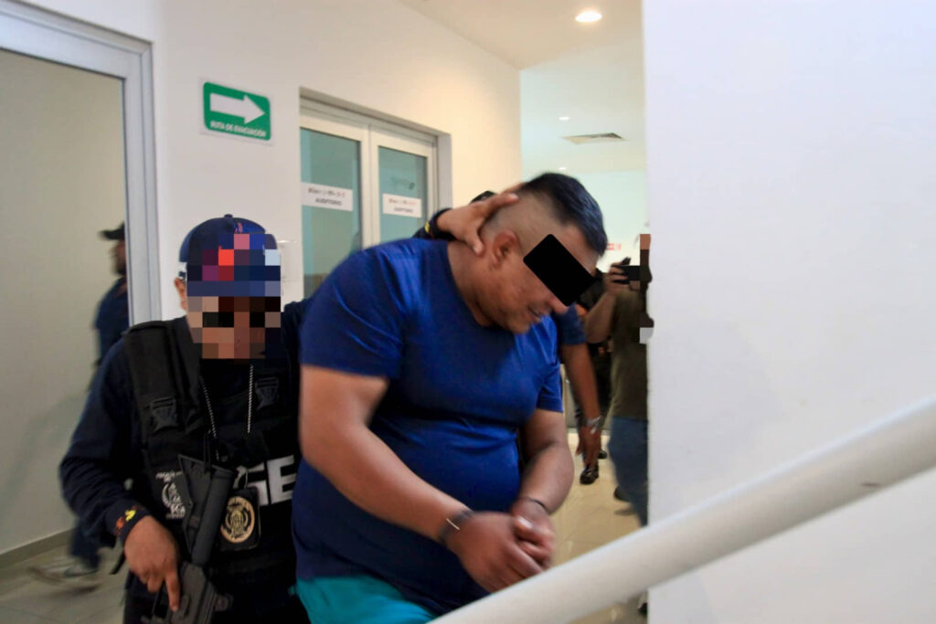 Captura FGE de Quintana Roo, en colaboración con la Fiscalía de Hidalgo, a una persona por extorsión en Costa Mujeres