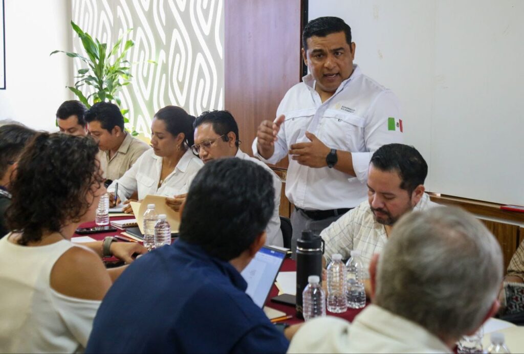 Impulsan Gobierno de Playa del Carmen y cámaras empresariales fortalecimiento de Protección Civil, Desarrollo Económico y Medio Ambiente