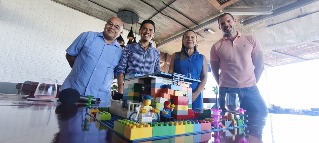 “Educar Nos Toca a Todos”: Música, propósito y comunidad se unen en el rooftop más vibrante del Caribe