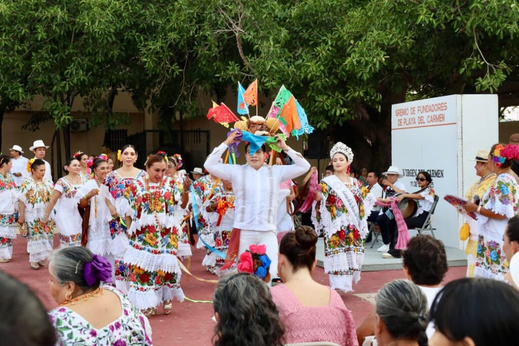 Histórica participación de artistas locales en la Feria del Carmen 2025