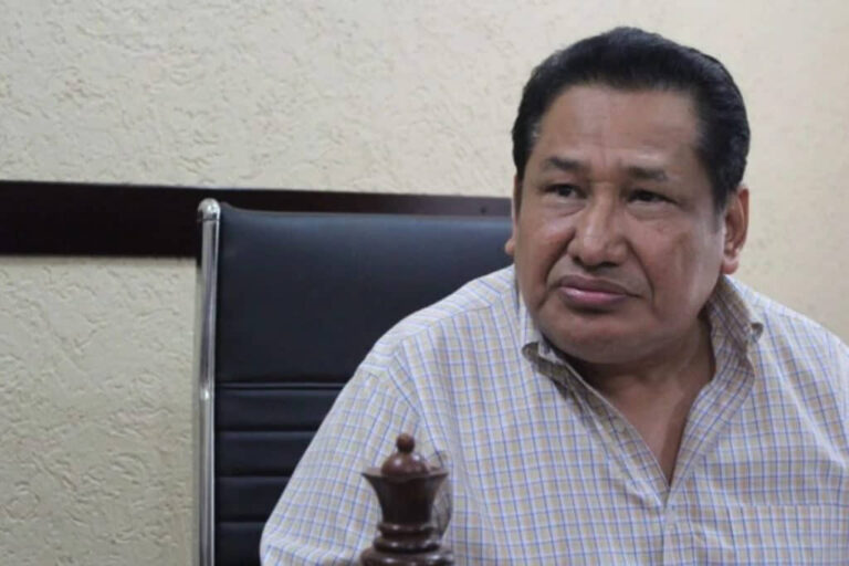 Padres de los 43 exigen cambios: Fiscal Gómez Piedra deja el caso Ayotzinapa
