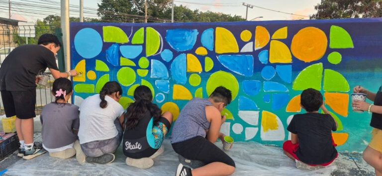 Mural Comunitario de SUSTO CREW Transforma el Parque de la Equidad en Cancún