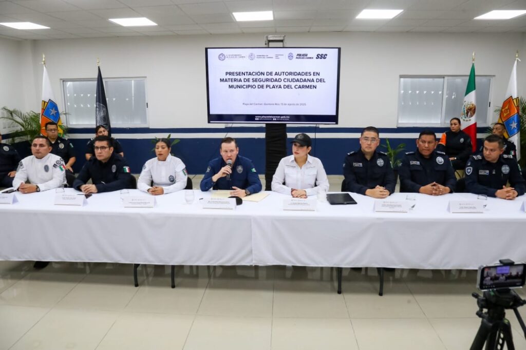 Gobierno de Estefanía Mercado presenta y ratifica alto mando policial con enfoque en profesionalización y cercanía ciudadana