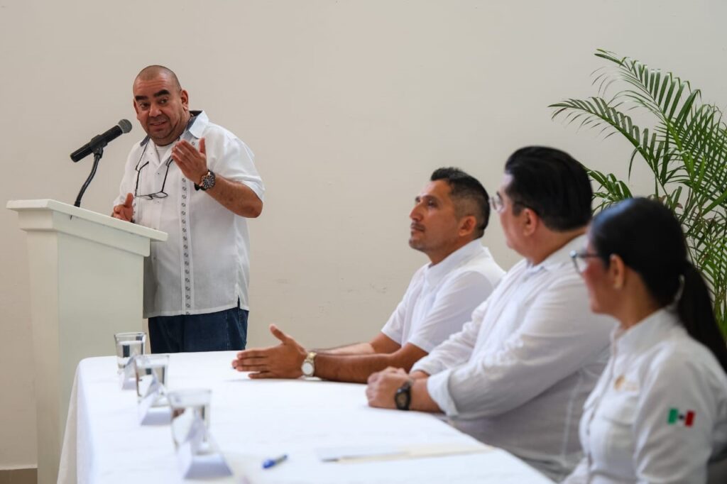 Gobierno de Estefanía Mercado y el IEEJA impulsan a jóvenes y adultos a concluir su educación básica