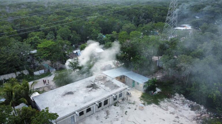 Enferman vecinos de residencial Bali por quemas clandestinas de basura en Playa del Carmen